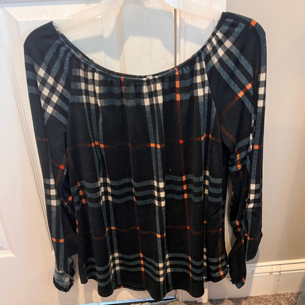 Off the shoulder long sleeve blouse